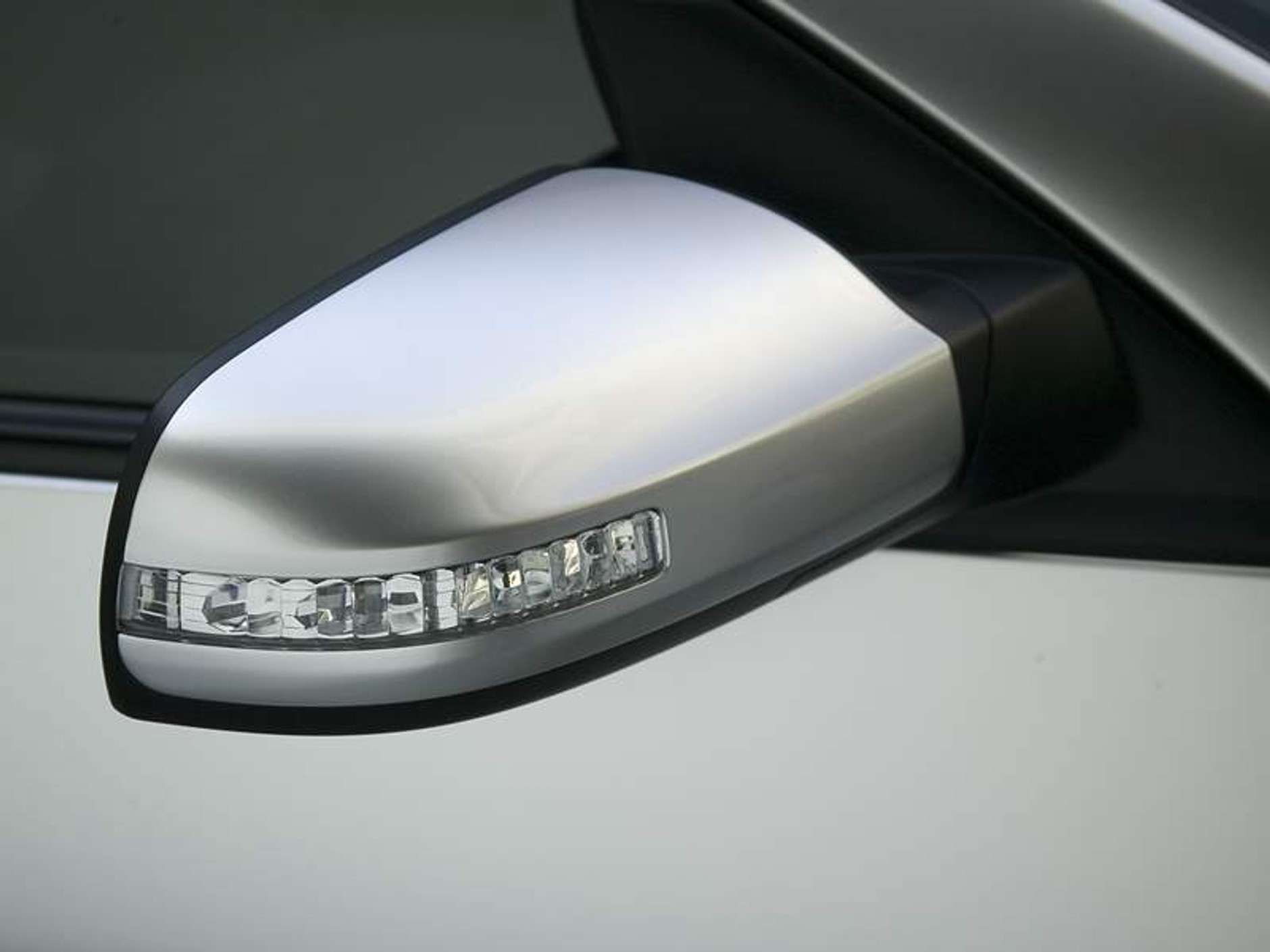 Nissan Altima Coupe – elegancki Japończyk dla Amerykanów