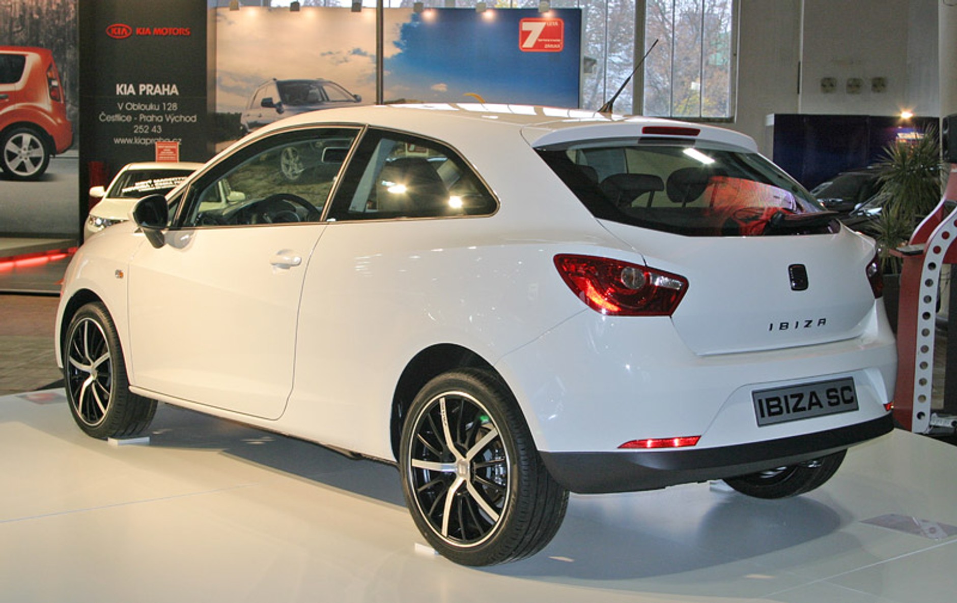 Autoshow Praha 2008: paryskie premiery w Pradze (Octavia, Soul, Insignia, Golf VI)