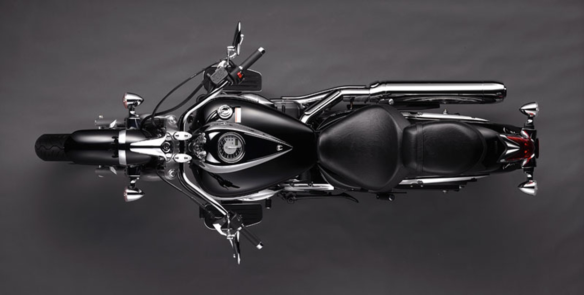 Yamaha XJ6 Diversion i XVS 950A Midnight Star - nowości na rok 2009