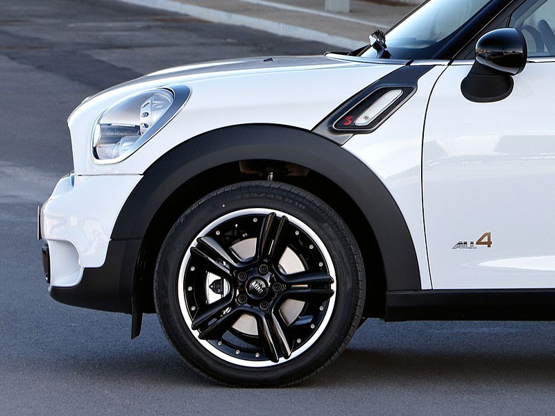Genewa 2010: Mini Countryman odkryty przed czasem