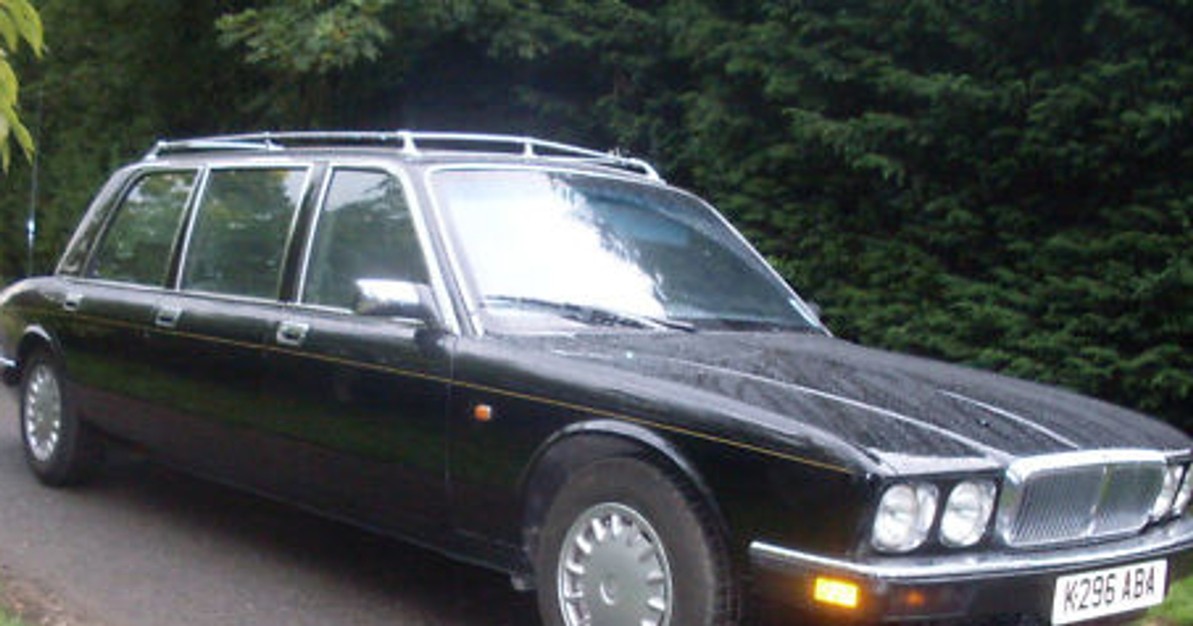 Lotniskowa wersja Jaguara XJ
