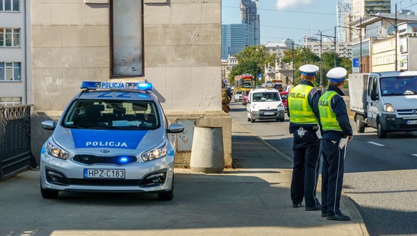 Zabierają prawo jazdy na trzy miesiące i go nie oddają. Apel Rzecznika Praw Obywatelskich