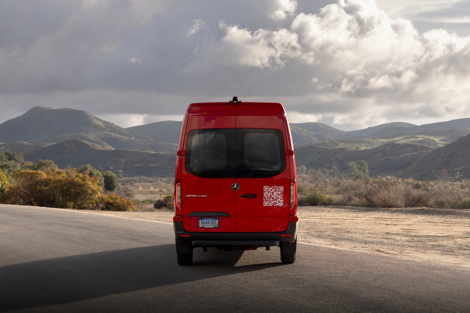 Mercedes eSprinter 2024