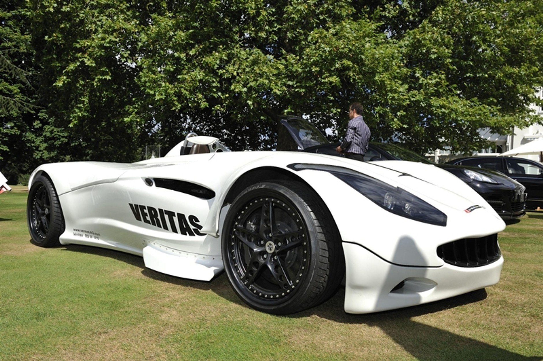 Salon Privé – salon samochodowy dla bogaczy