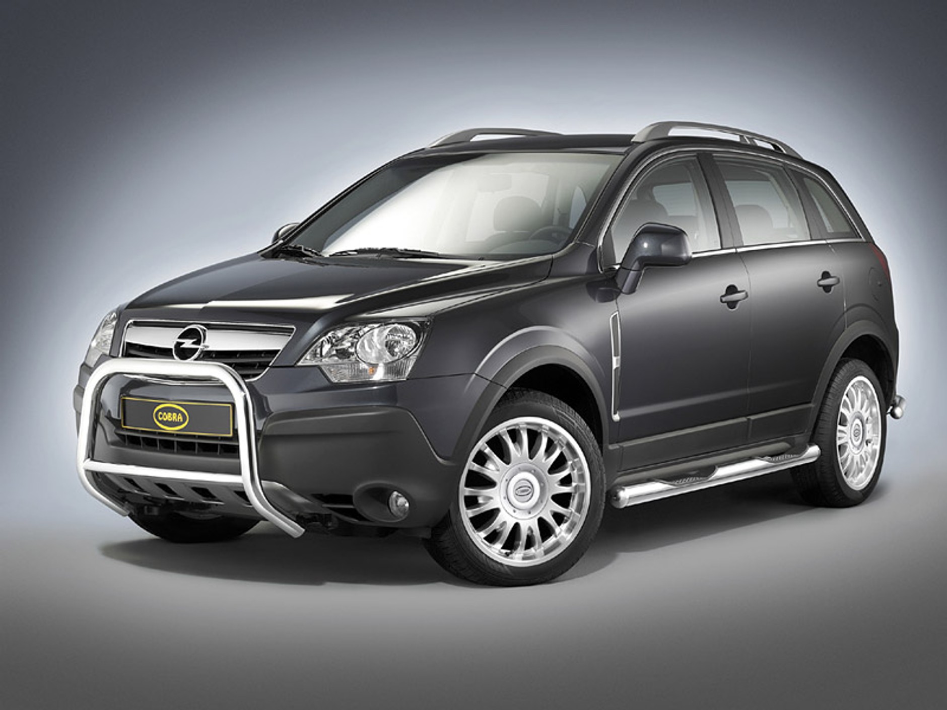 Cobra Opel Antara: chromowany pakiet optyczny