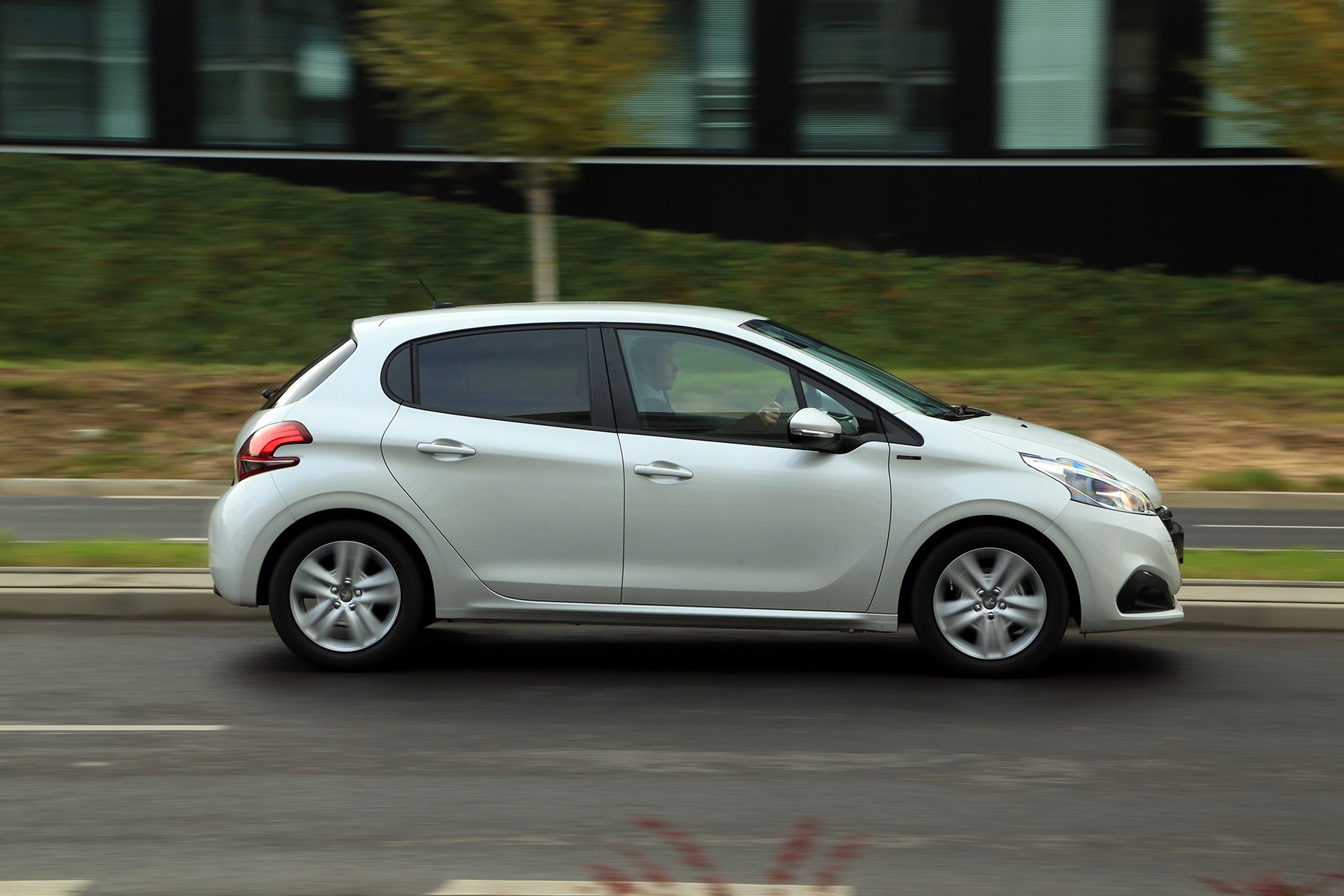 Peugeot 208 1.2 PureTech - tylko dla spokojnego kierowcy