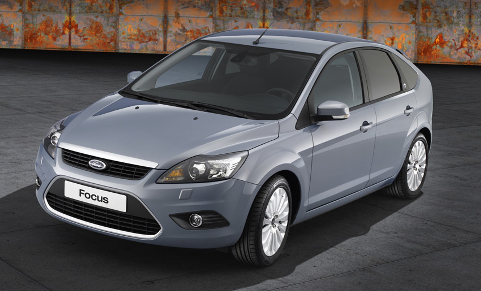 IAA Frankfurt 2007: odmłodzony Ford Focus – kinetyczny design, dwusprzęgłowa skrzynia biegów, oszczędna wersja