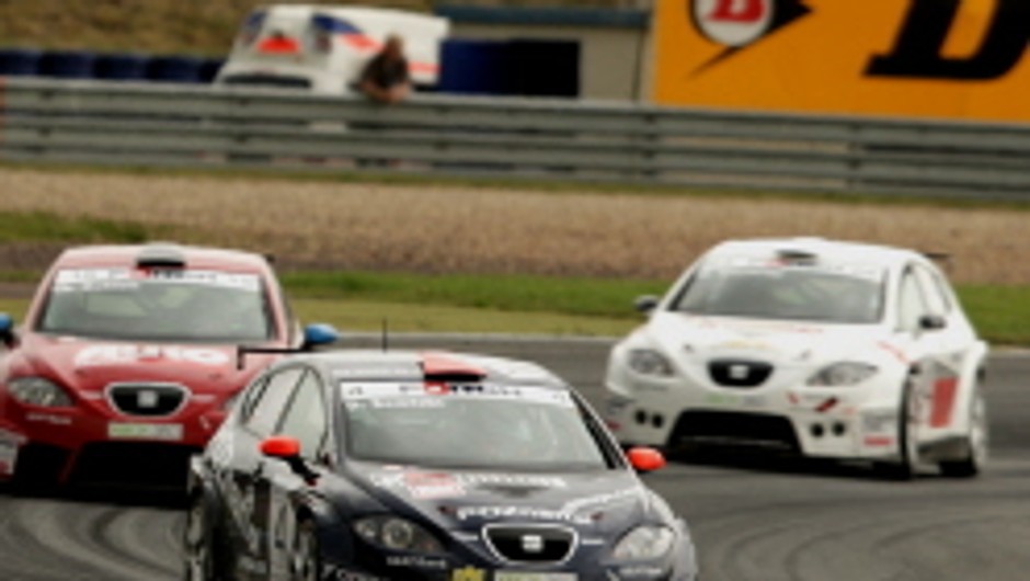 Wyścigi: Damian Sawicki drugim wicemistrzem w Seat Leon Supercopa