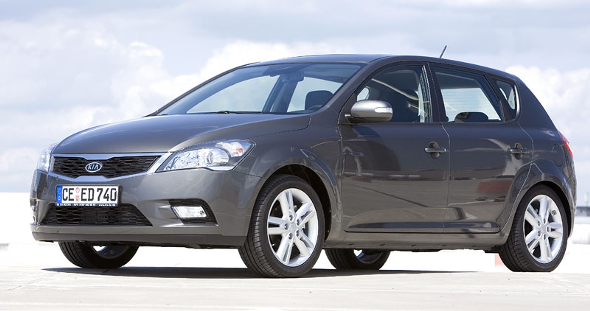 Kia cee´d 2010: pierwsze wrażenia z jazdy