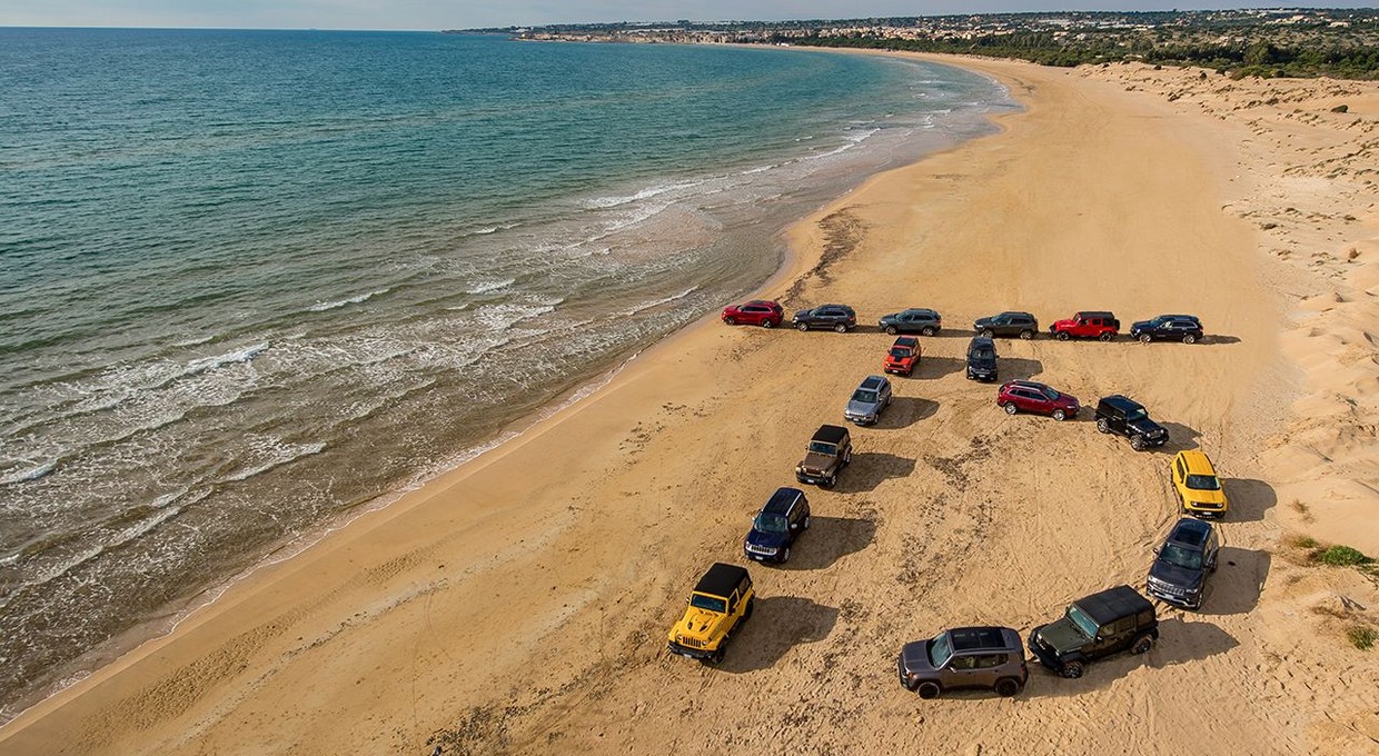 Genewa 2016: Jeep w blasku jubileuszu