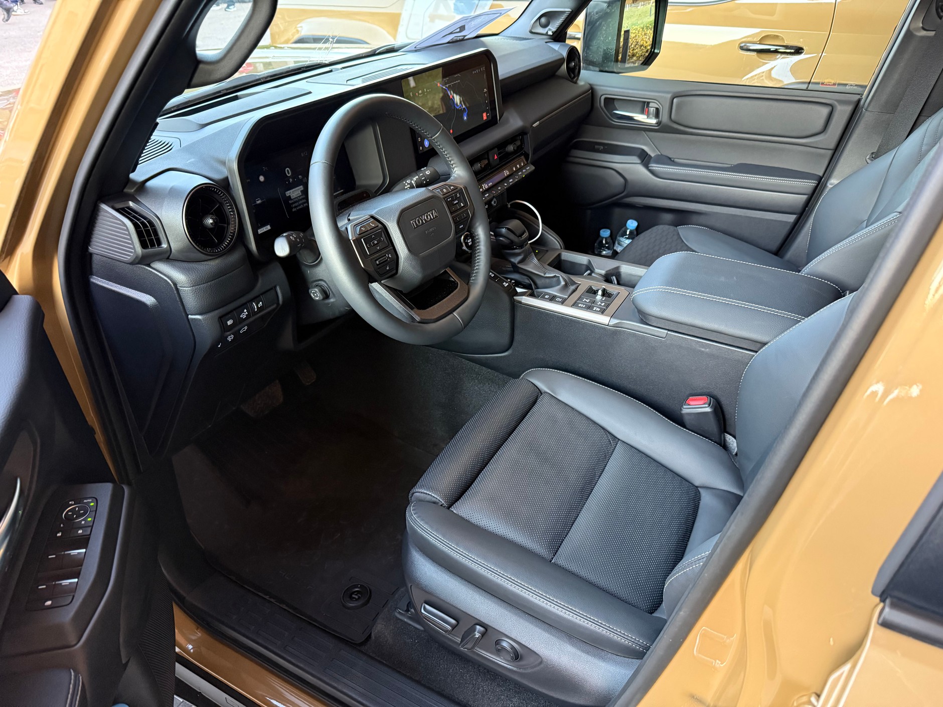 Toyota Land Cruiser 250