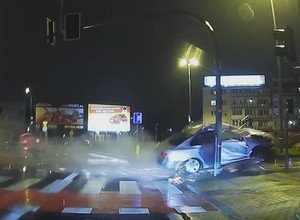 Lot przez trawnik w Białymstoku – agresywny kierowca zapewne po narkotykach