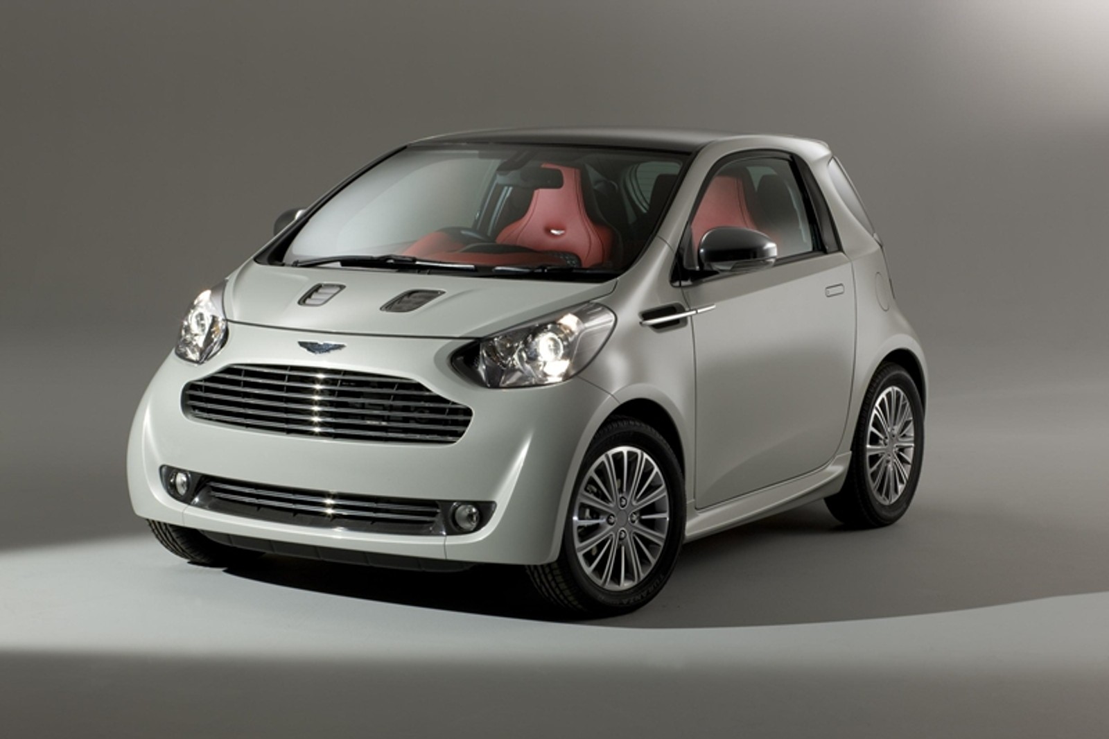 Aston Martin Cygnet – stawmy czoła temu dziwadłu