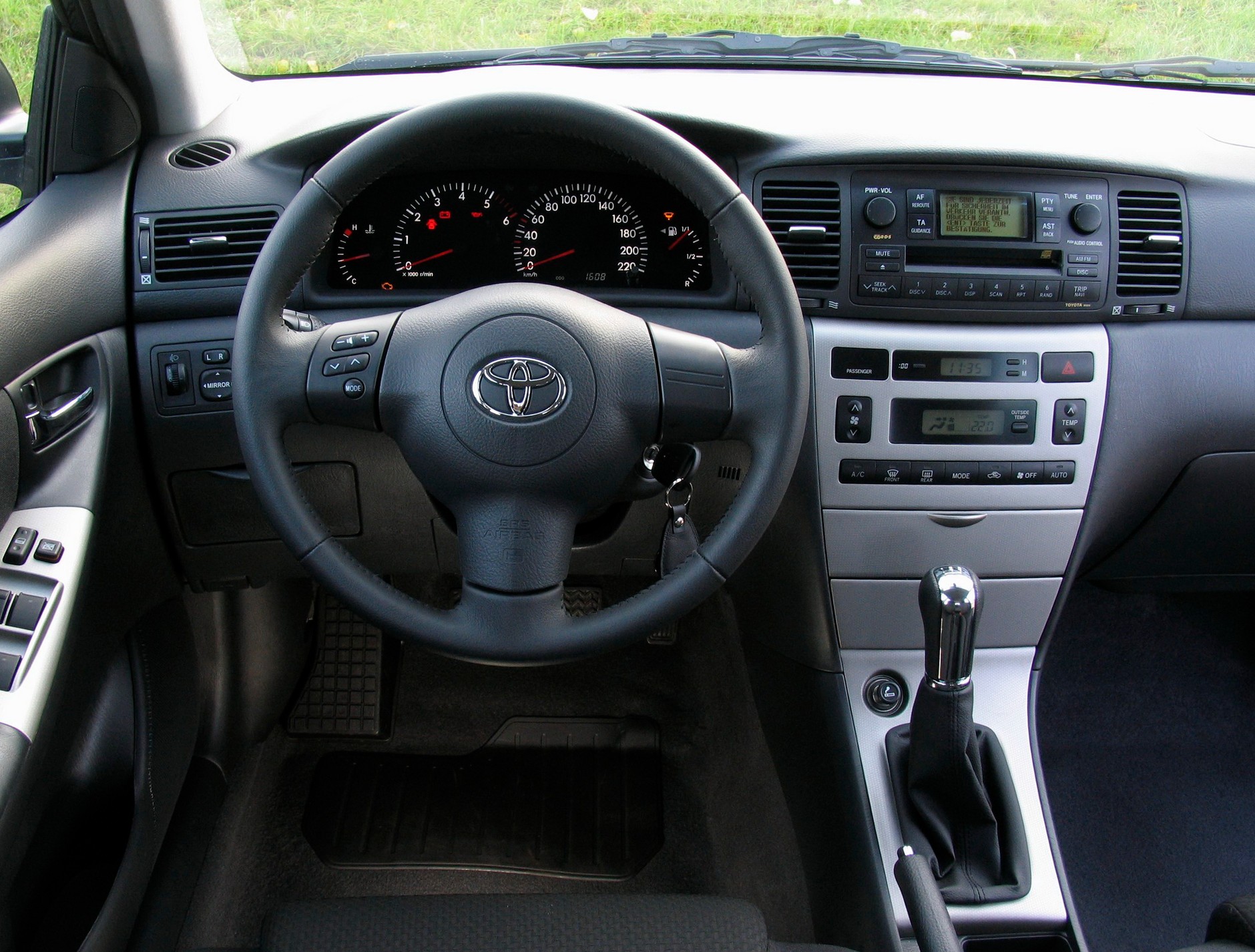 Toyota Corolla E12 (2002-07) - od 9500 zł