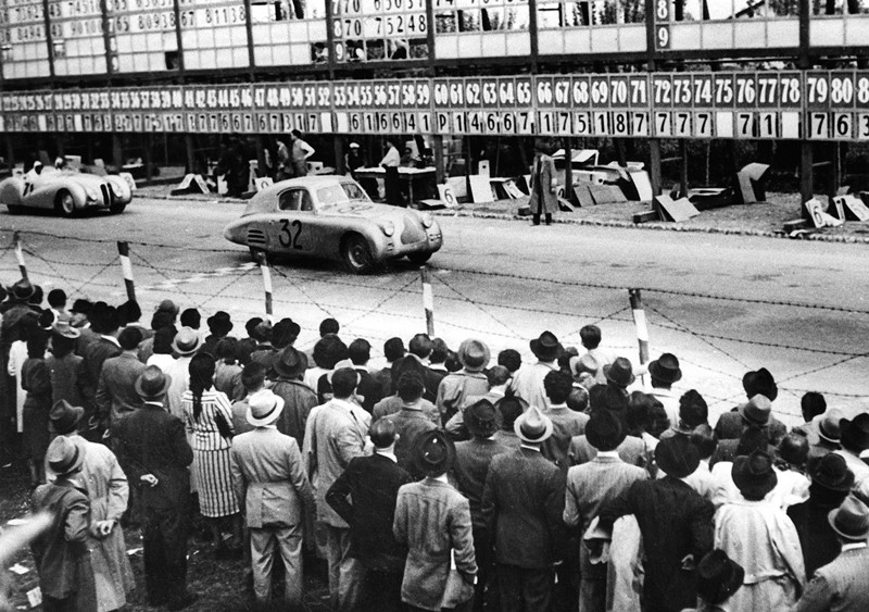 Jak wyglądały wyścigi 70 lat temu?