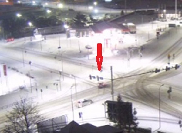 Nie trafiła w swój pas. Powód wyszedł na jaw na stacji paliw [WIDEO]