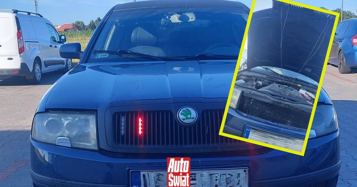 Policjanci otworzyli maskę skody i oniemieli. Kierowca stanie za to przed sądem