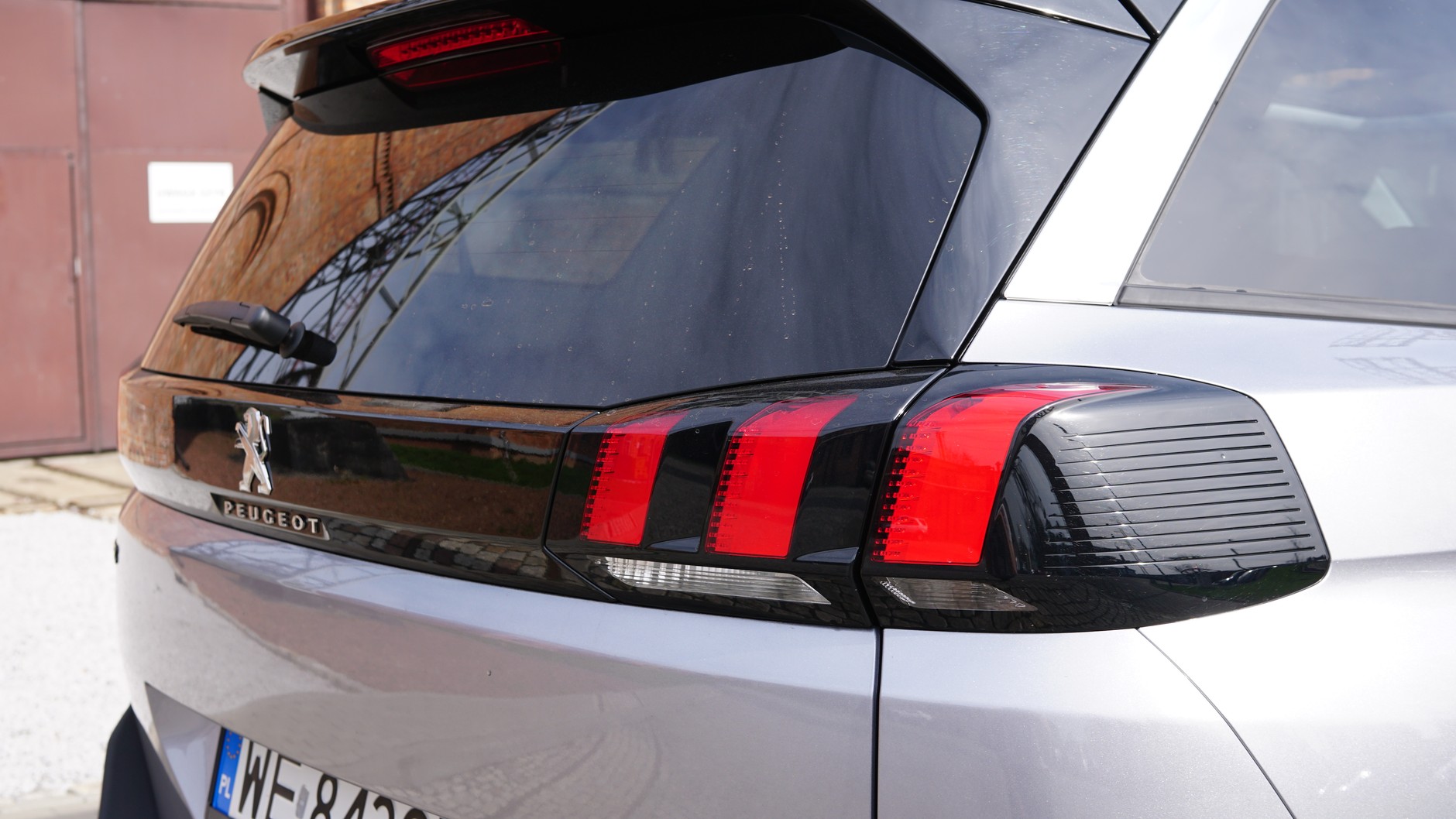 Peuegot 5008 Crossway