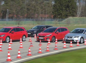 Uwodziciele rodzin - Kia cee'd SW, Opel Astra Sports Tourer, Peugeot 308 SW i Seat Leon ST