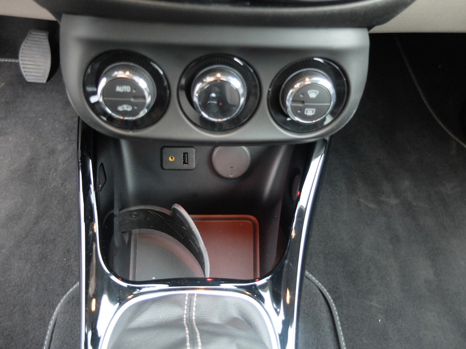 Opel Corsa 1.0/115 KM