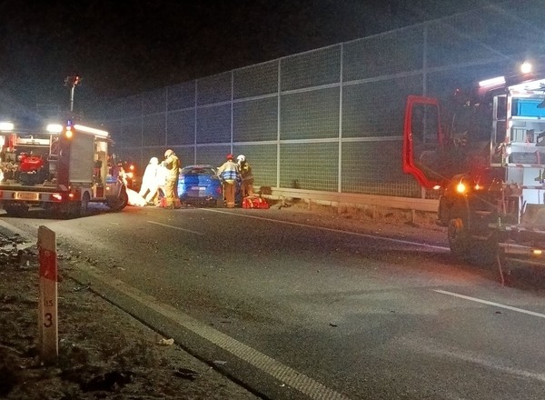 Tragiczny wypadek na autostradzie A2. Jeden z kierowców znowu jechał pod prąd