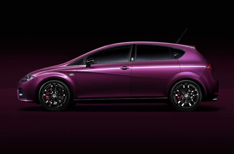 Seat Leon Pies Descalzos z podpisem Shakiry