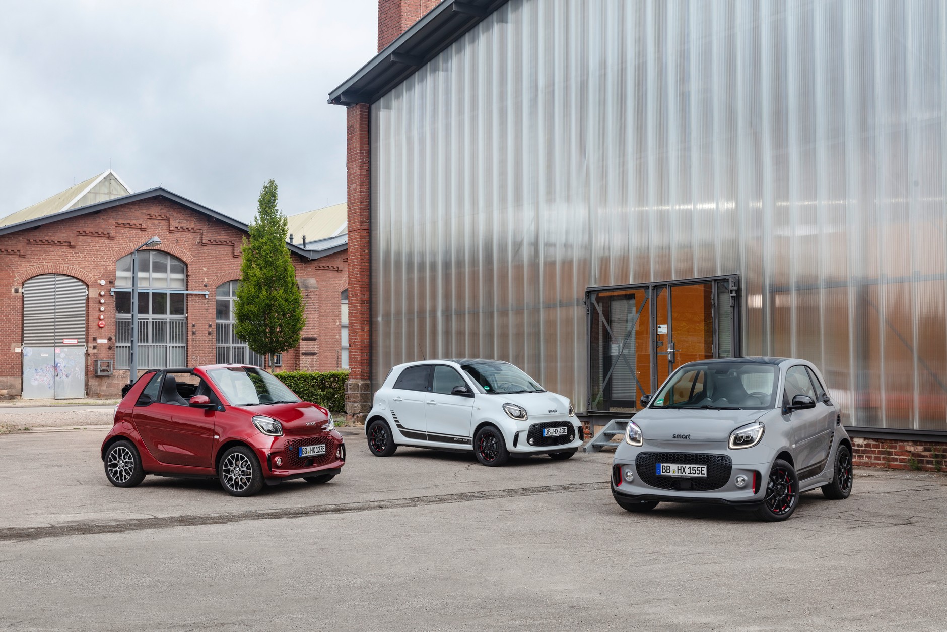 Smart pozostaje, ale tylko jako elektryk