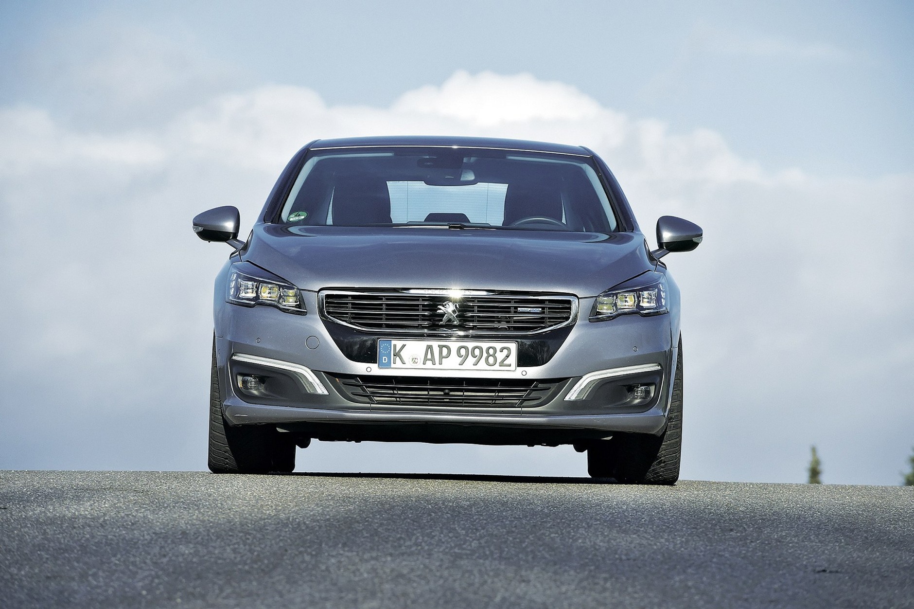 Limuzyny pod lupą - nowa Kia Optima kontra Ford Mondeo, Mazda 6, Opel Insignia i Peugeot 508