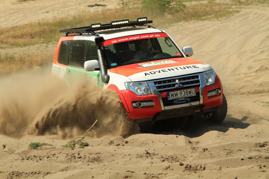 Ostatnia generacja Mitsubishi Pajero (pokazana w 2006 r.)