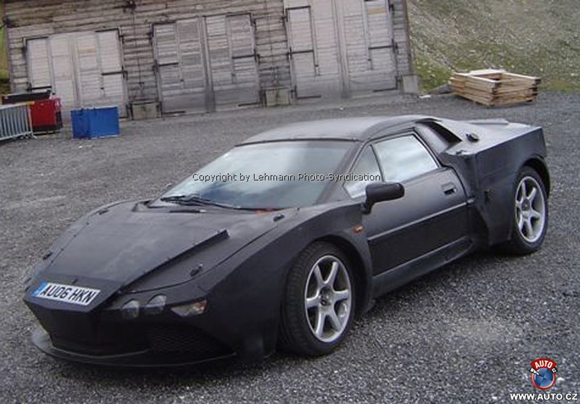 Zdjęcia szpiegowskie: nowy Lotus Esprit podczas przejażdżki w Alpach