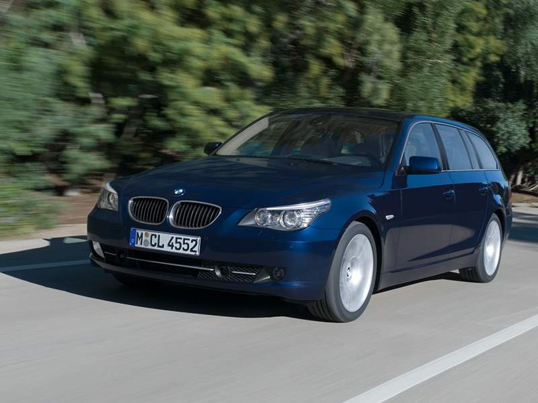 BMW 5: facelifting na półmetku (video)