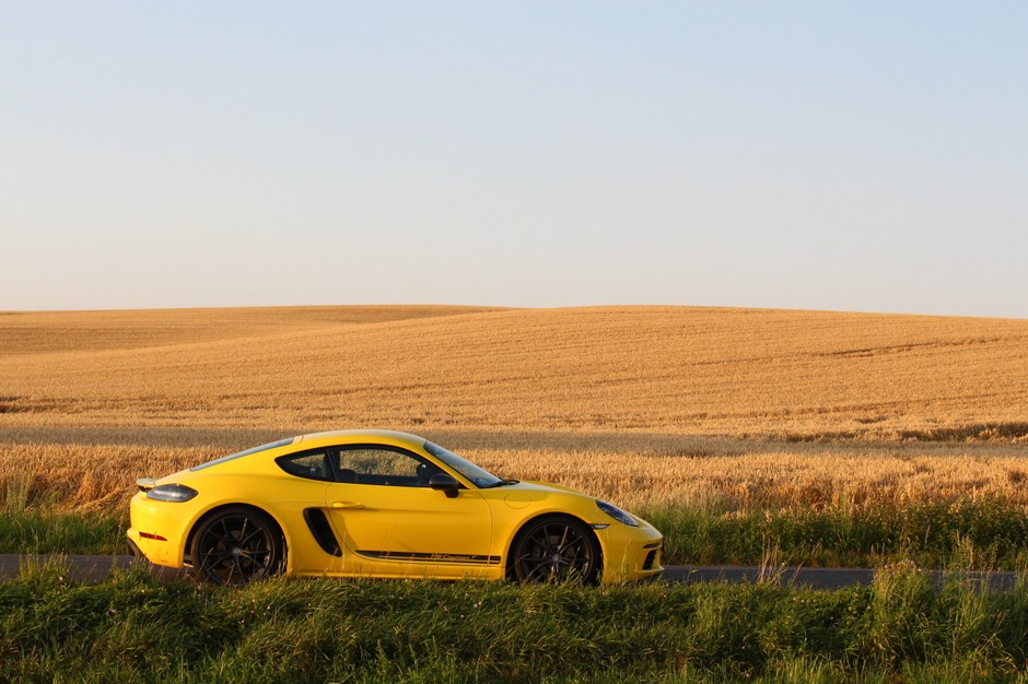 Porsche Cayman T