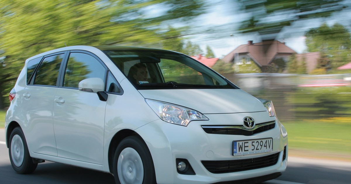 Toyota Verso S: mikrovan z makro wnętrzem