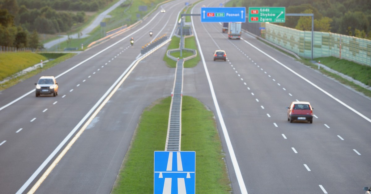  Pan Daniel dostał na święta list ze skarbówki. Ma zapłacić 500 zł, bo trzy lata temu jechał autostradą