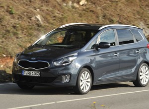 Kia Carens: pierwsze jazdy nowym koreańskim vanem