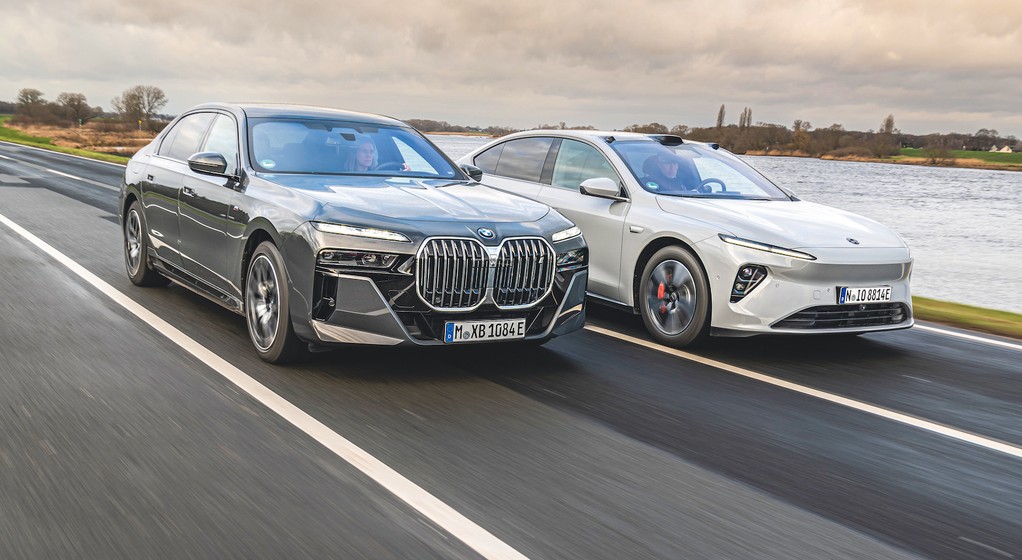 BMW i7 i Nio ET7