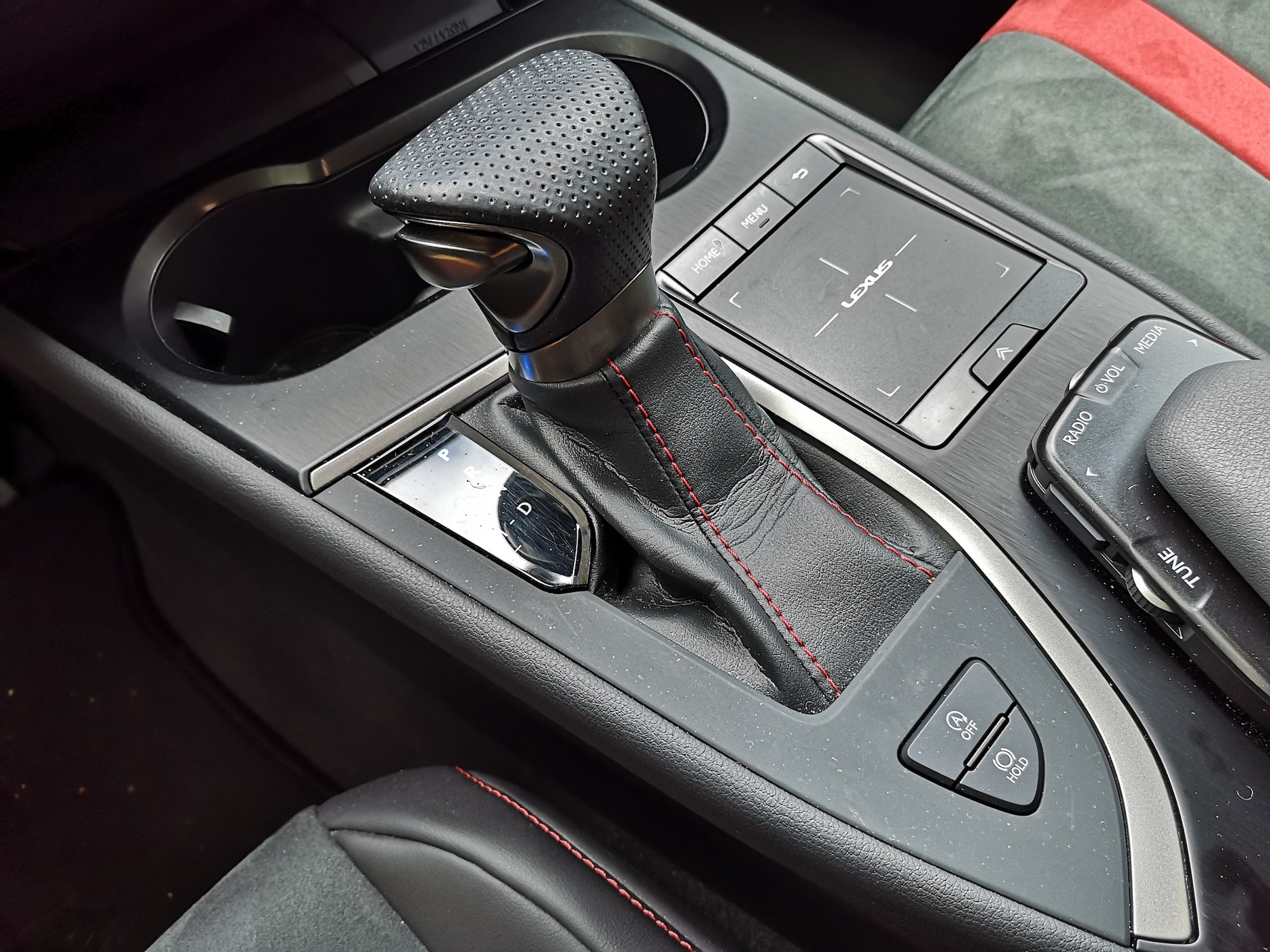 Lexus UX kontra Lexus NX