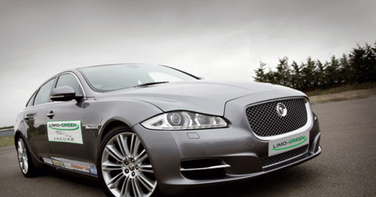 Hybrydowy Jaguar XJ