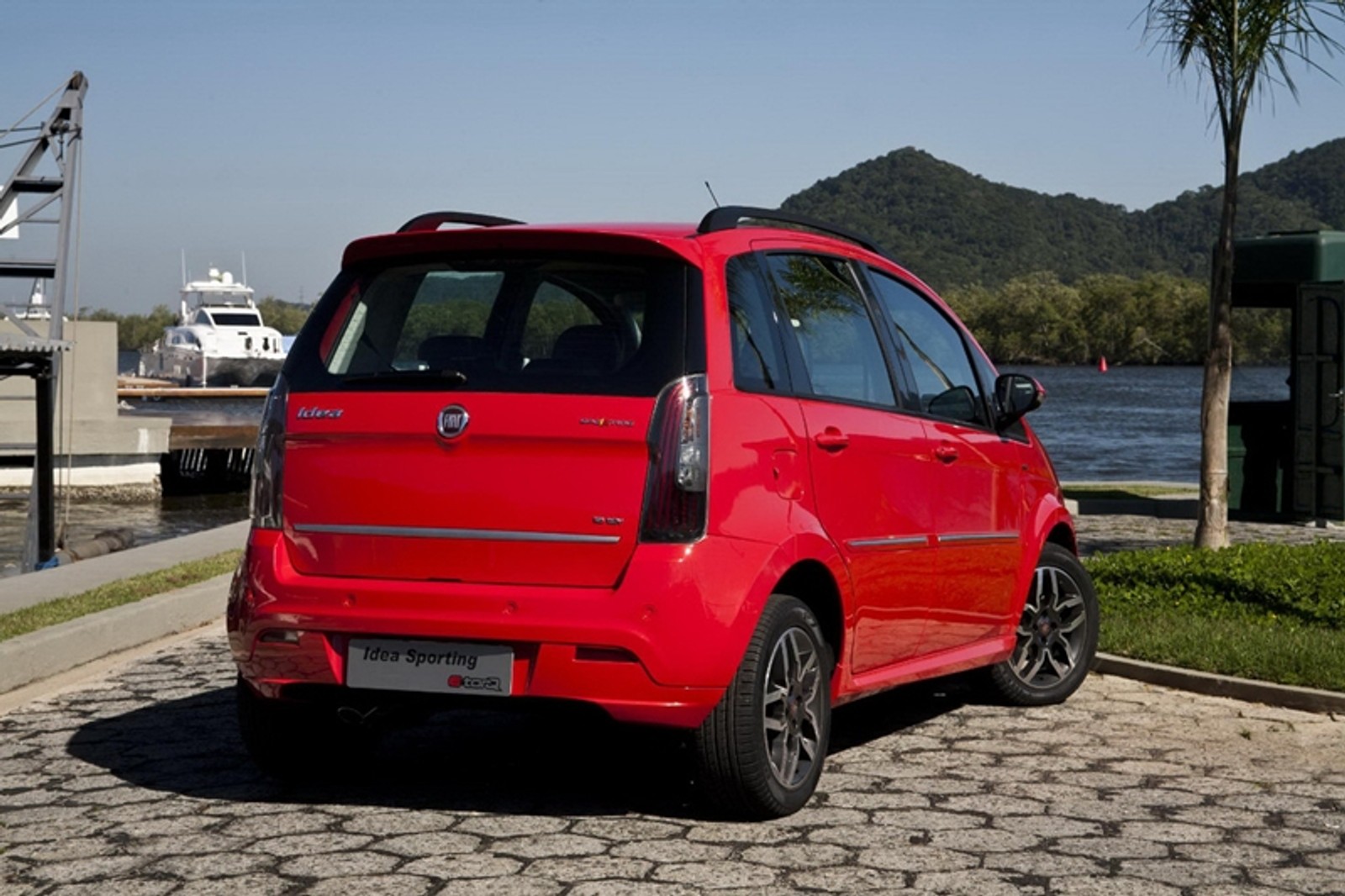 Fiat Idea odnowiony – kogo to obchodzi?