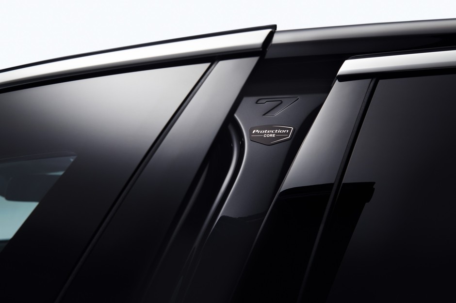 BMW serii 7 Protection. Jeżdżąca kapsuła bezpieczeństwa