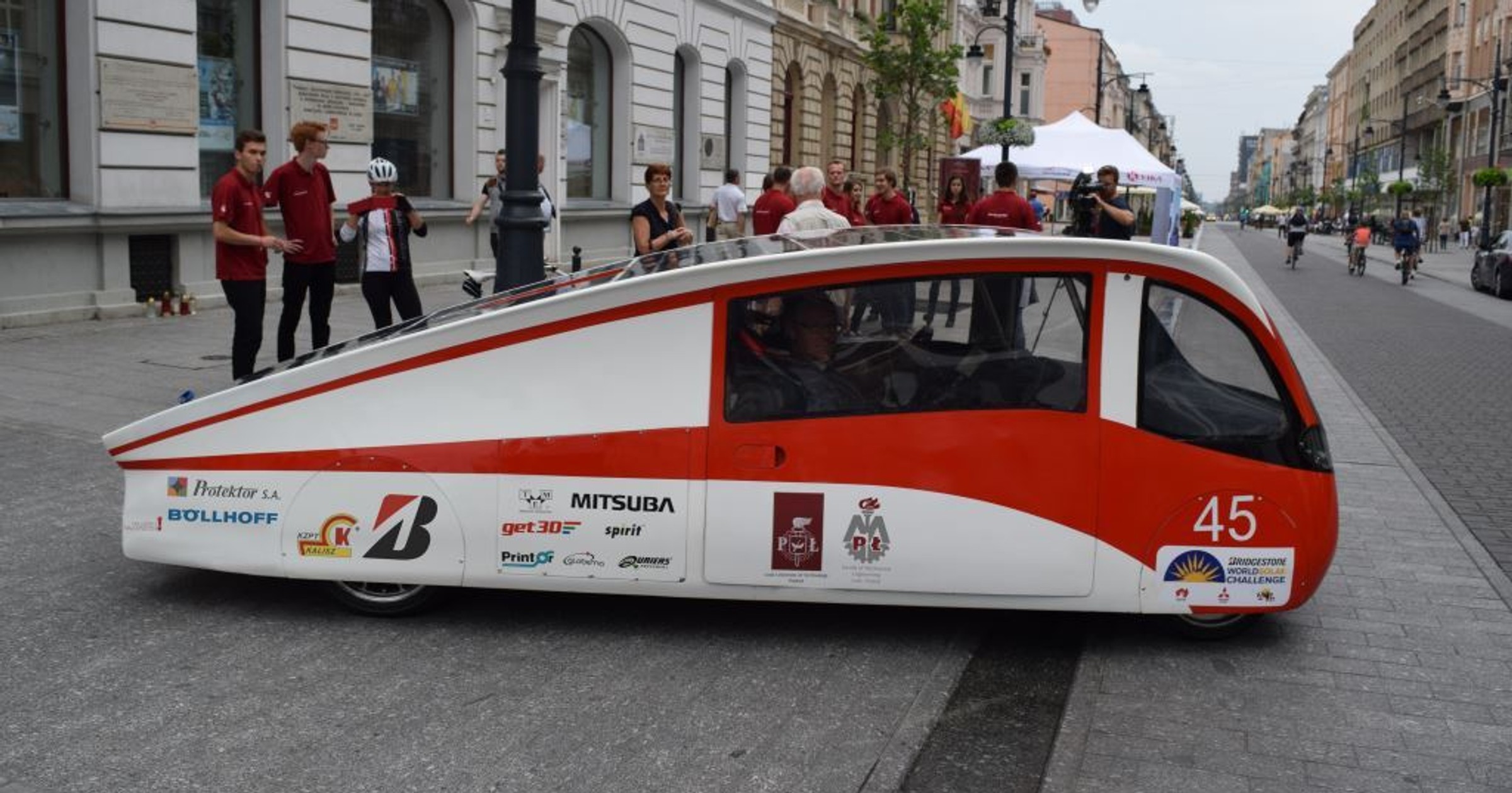 Polski pojazd solarny