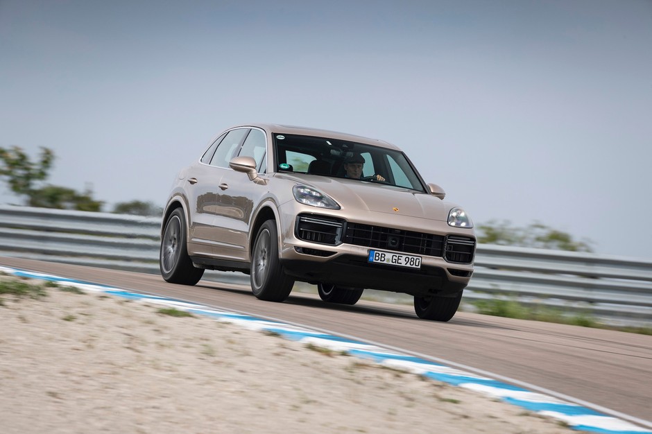 PorscheCayenneTurboSE-H