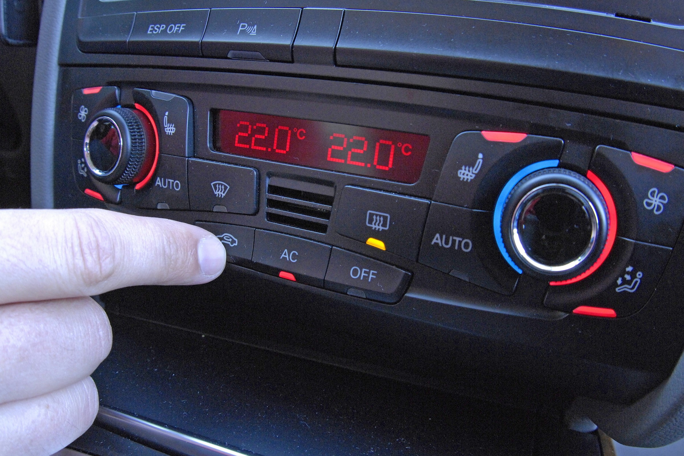 Na jaką temperaturę ustawiać teraz klimatyzację? Zbadali to mechanicy i naukowcy