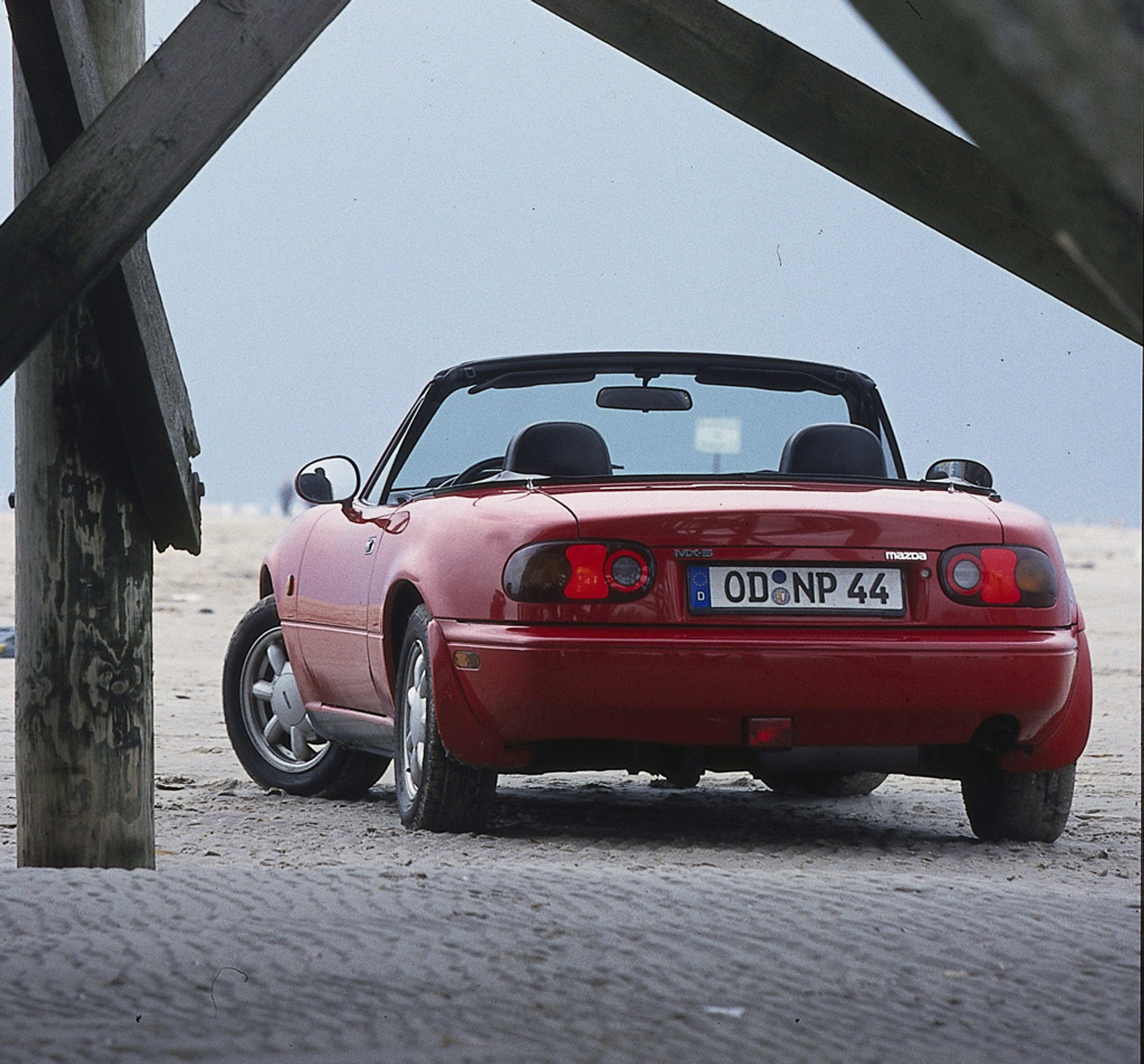 Mazda MX5 - Auto małe, lekkie, fajne i bez dachu - zdjęcia