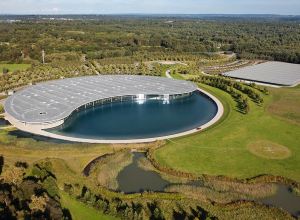 McLaren planuje sprzedaż swojej siedziby