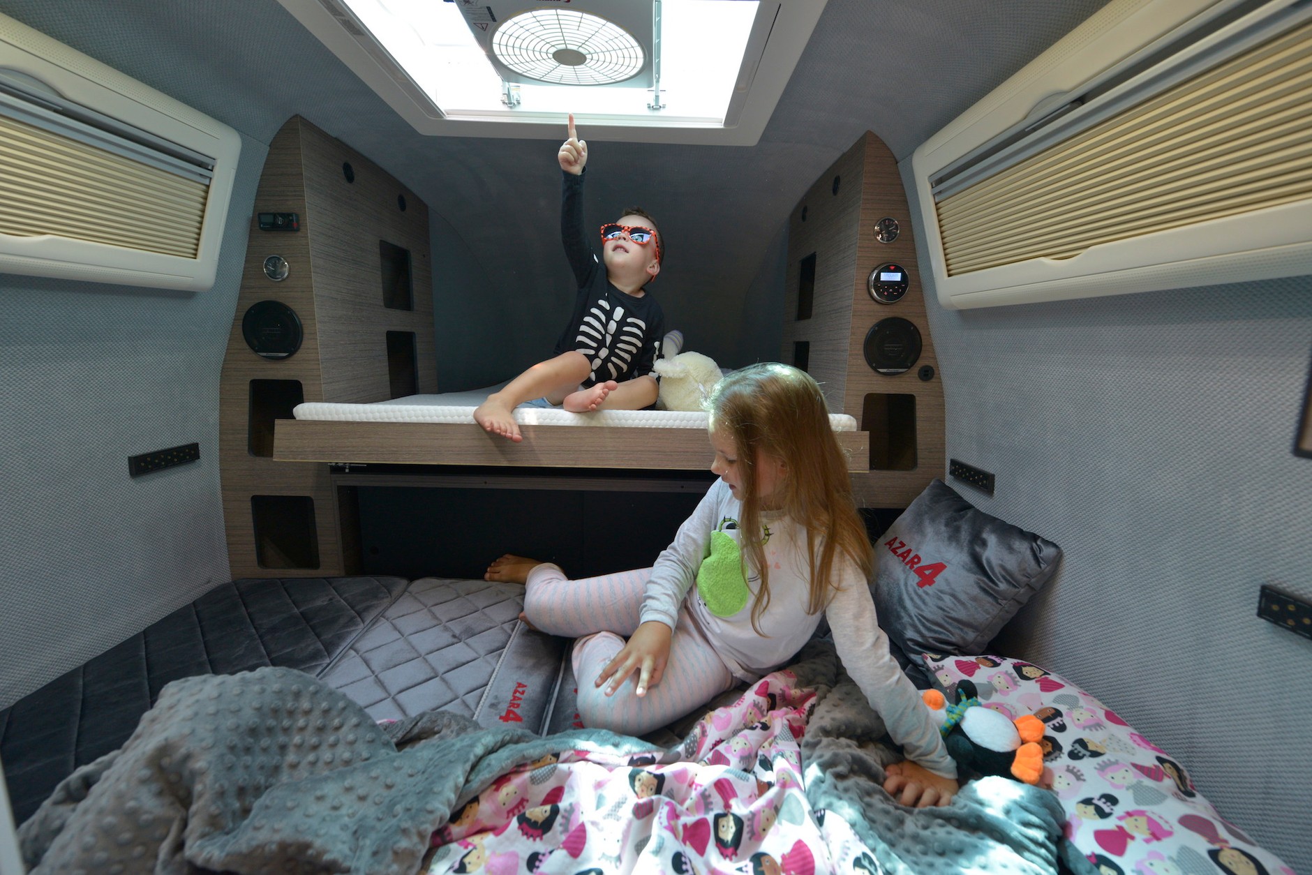 Kapsuła na pickupa: Azar4