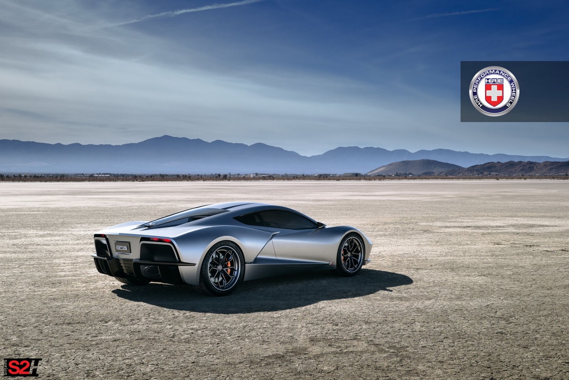 Aria Concept z sercem Corvette