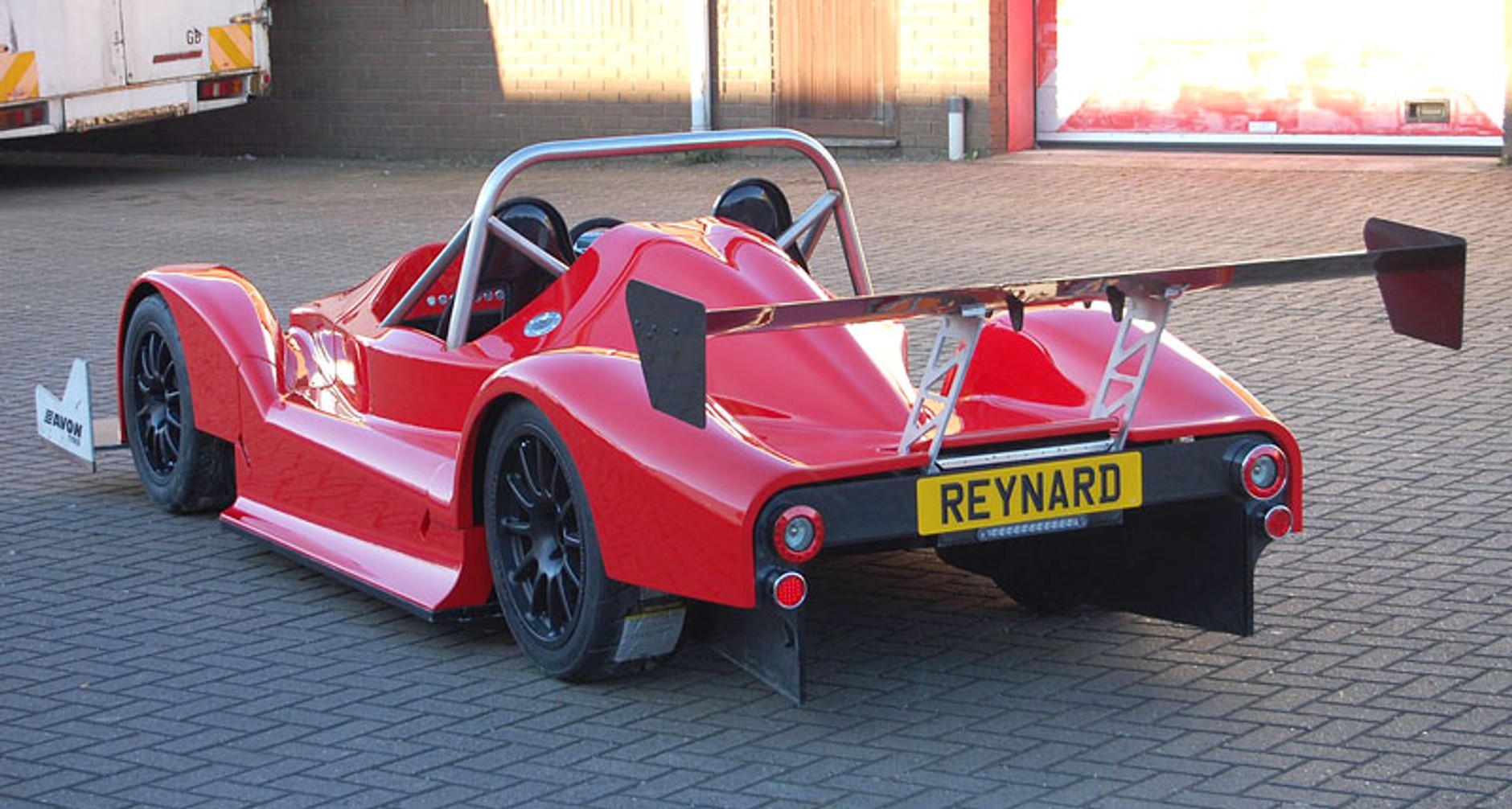 Reynard Inverter: na zawody po drogach publicznych