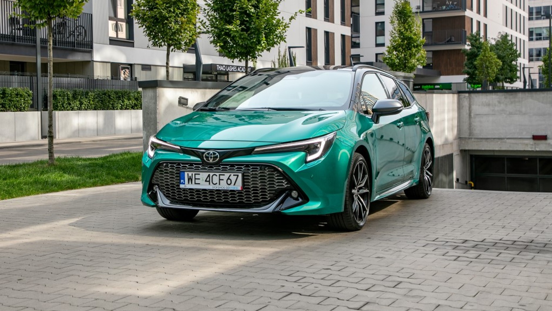 Toyota Corolla 2.0 Hybrid TS Kombi Super Green