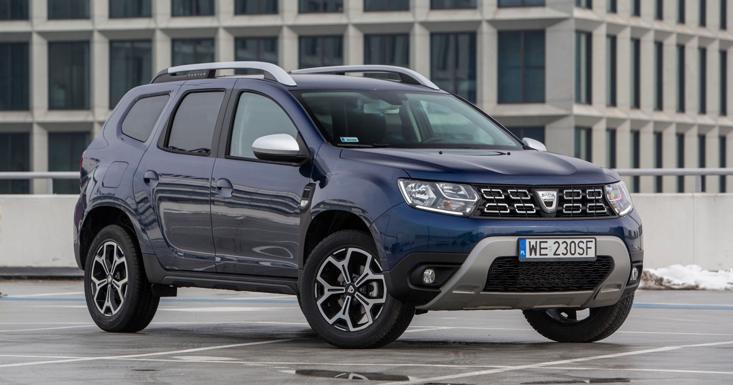 Dacia Duster kontra Mitsubishi ASX - który SUV za 80 000 zł będzie lepszym wyborem